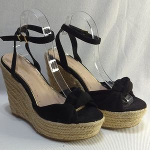 London Rag Black Woven wedge‎ sandals size 8.5